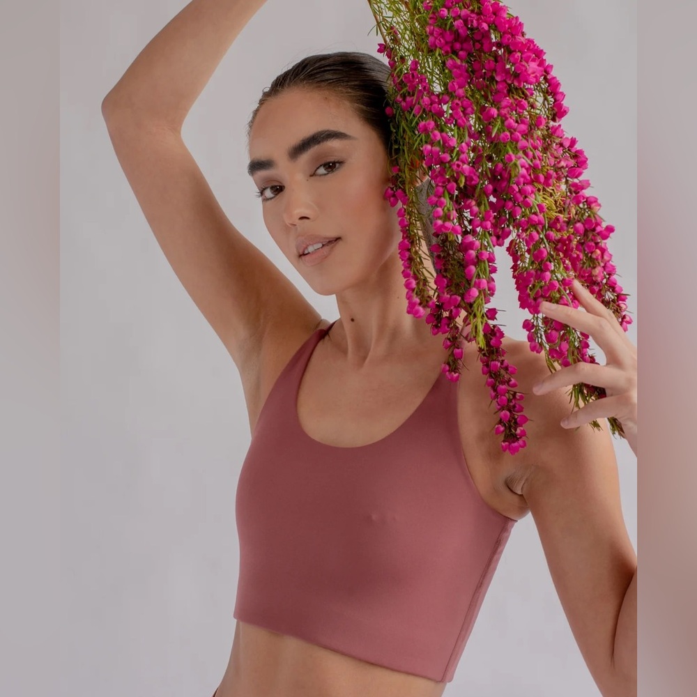 Girlfriend Collective Cleo Bra in Fig